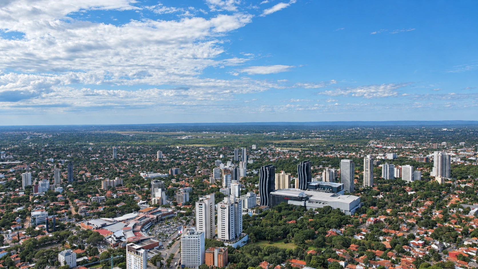 Vista aérea del distrito corporativo de Asunción, recreación visual de una fotografía de 2022